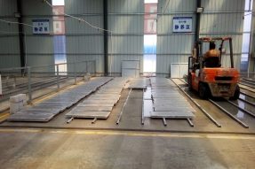 濟青高鐵預制蓋板塑料模具中鐵二十一局三分部施工現場
